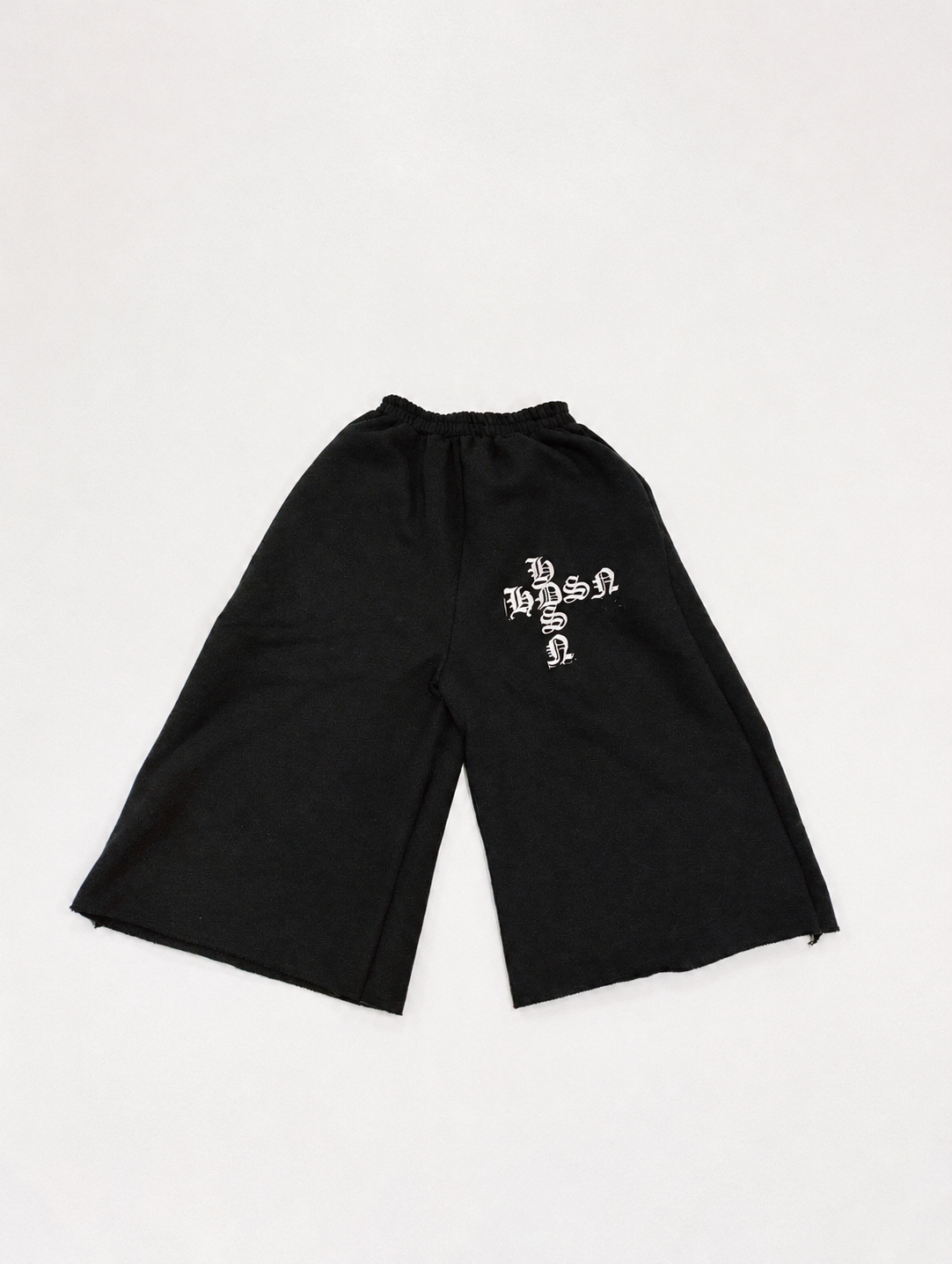 Black Hudson 3/4 Shorts